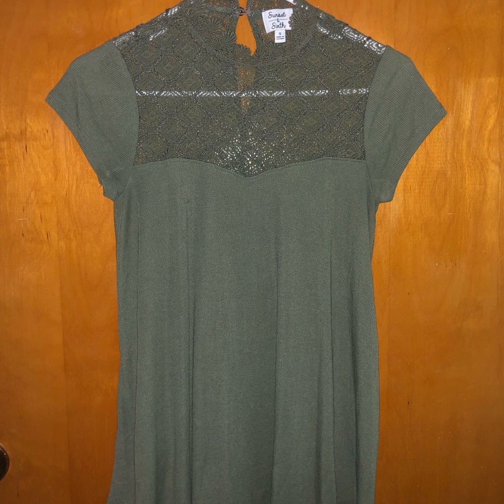olive green top